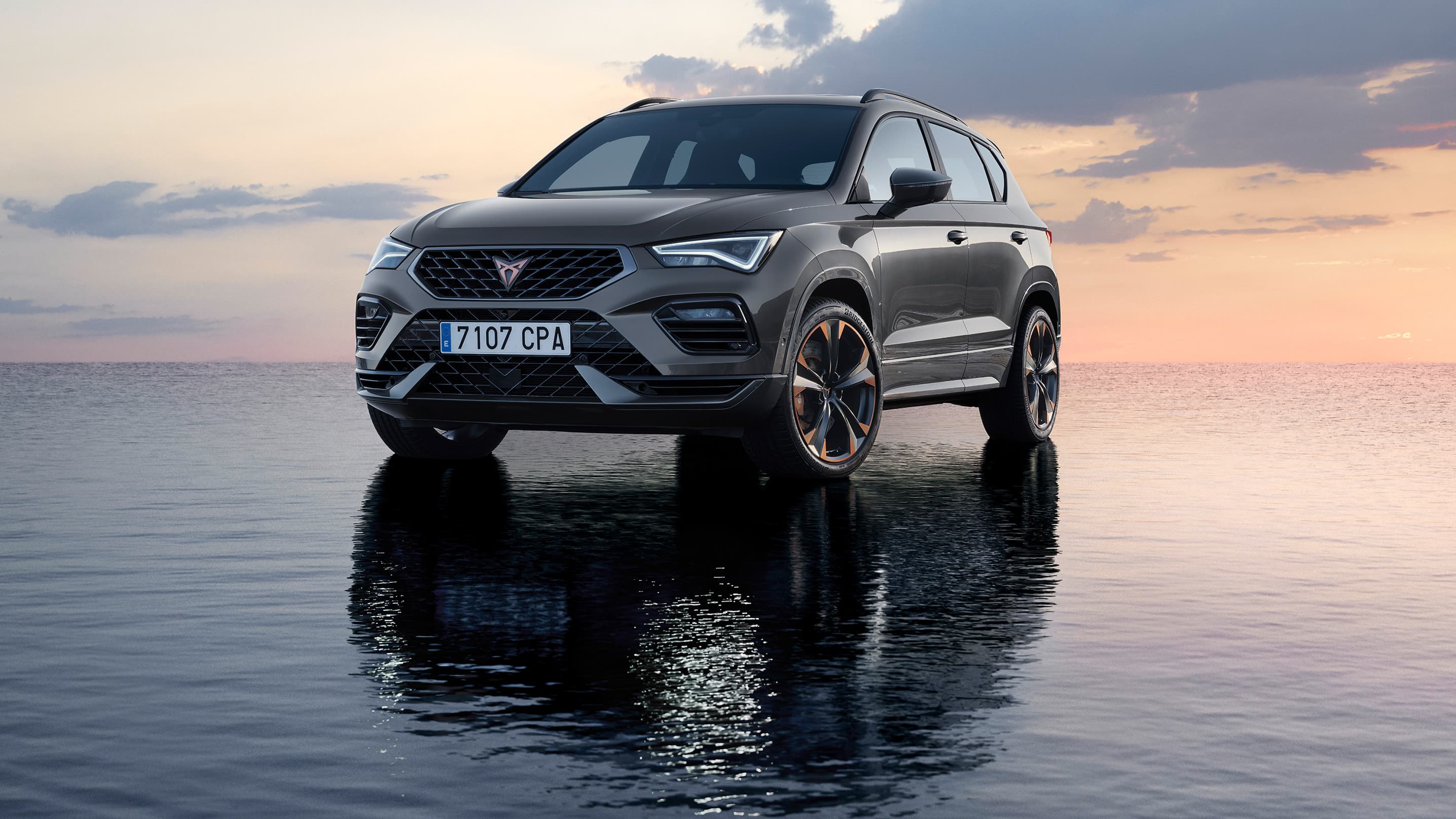 cupra ateca 2020 engine 300 hp rodium grey colour